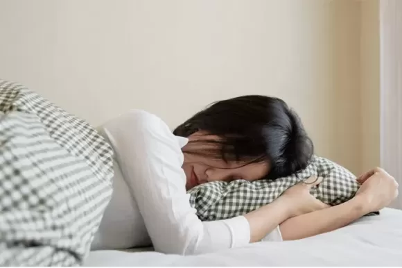 Triệu Chứng Mất Ngủ Kéo Dài: nguyên nhân, hệ quả, cách khắc phục